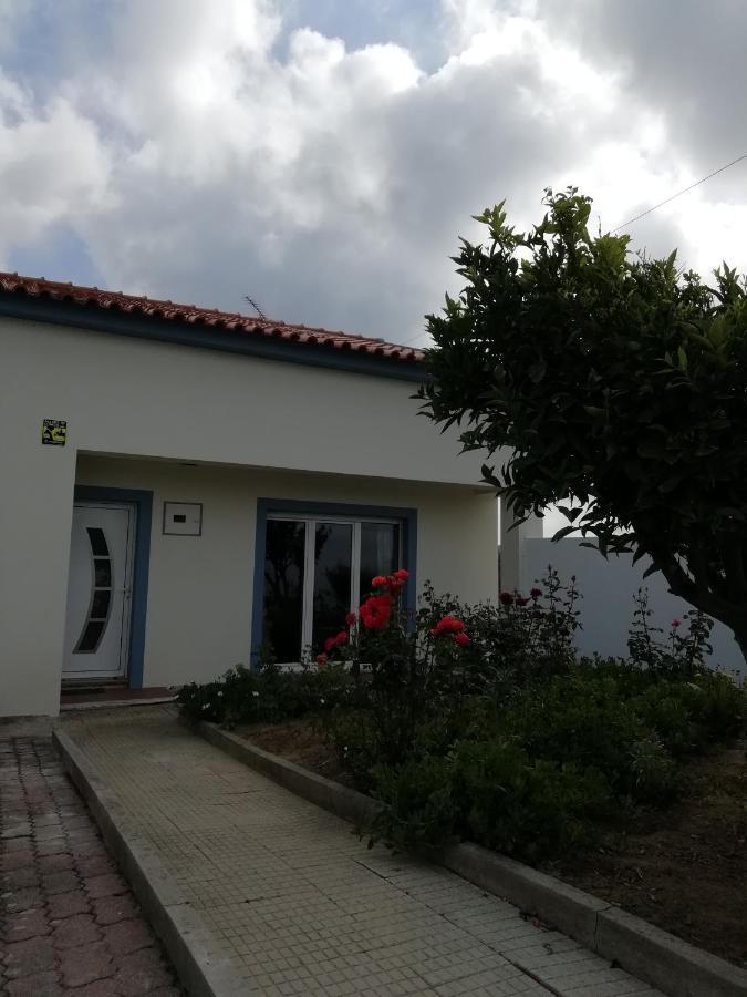 Casinha D'Alice Et Serge Cela Velha Exteriér fotografie